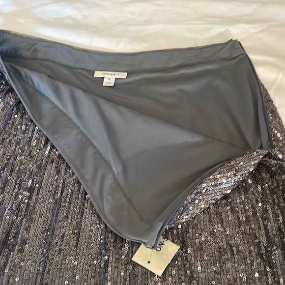 NWT ON-34th sequin midi skirt.  Size 12 - Picture 3 of 5